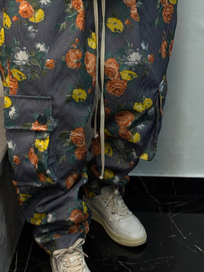 Pantalone cargo fiorato