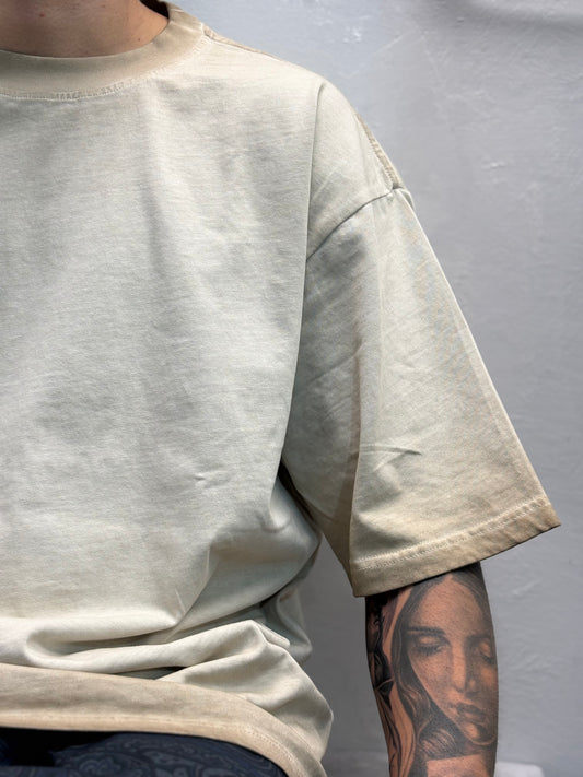 Maglietta sartoriale oversize slavata