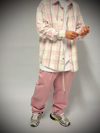 camicia oversize rosa e bianca