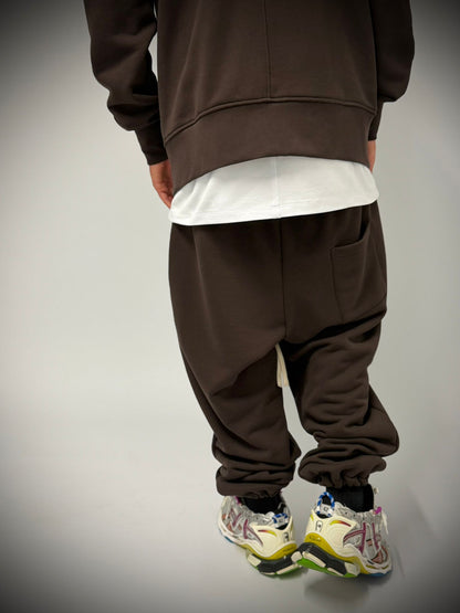 tuta marrone oversize